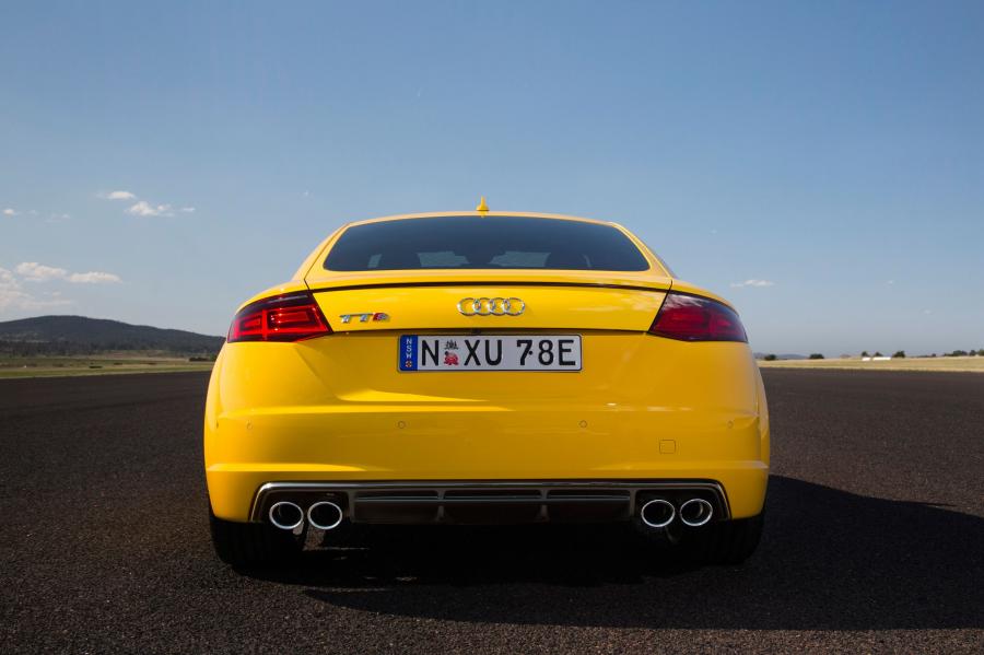  Audi TTS Coupe (8S) 2015 года  (AU) (фото 16 из 19)